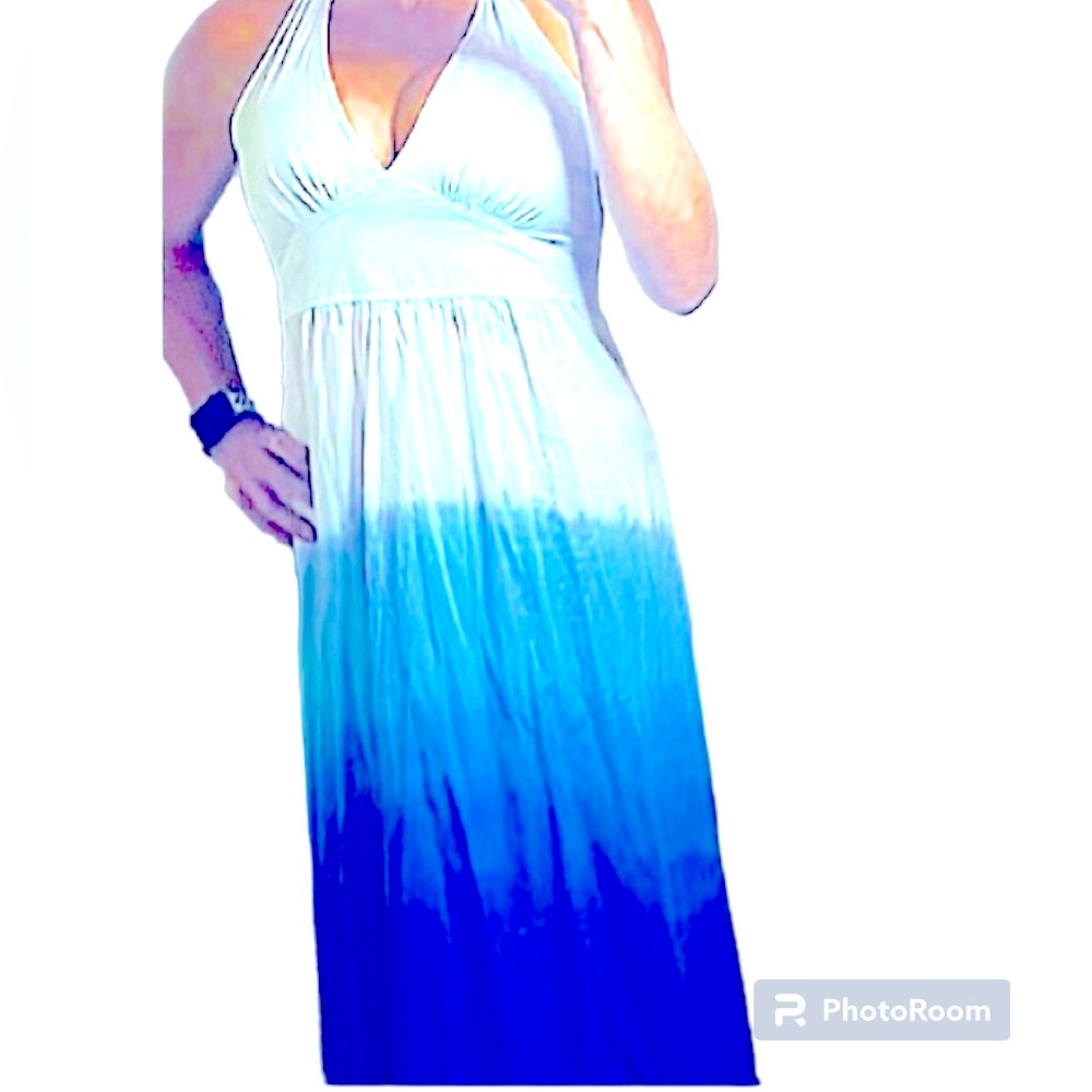 Nwot Tommy Bahama Dress size S white fading and blending into shades of blue. - Picture 3 of 5